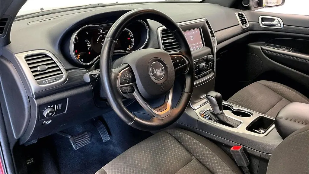 2021 Jeep Grand Cherokee Laredo E