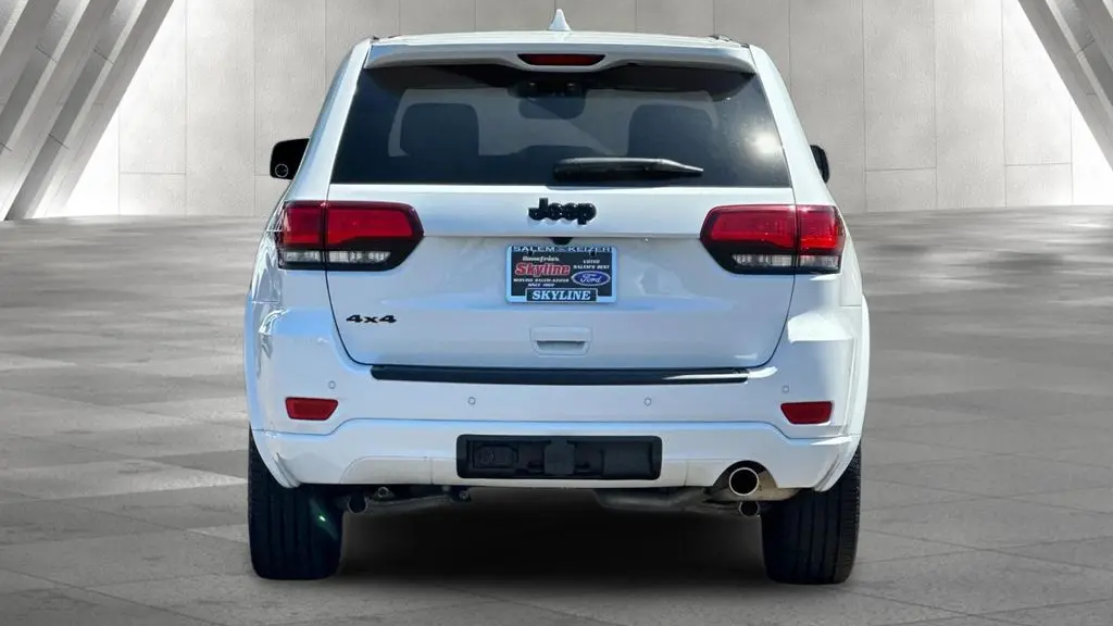 2022 Jeep Grand Cherokee WK Laredo E