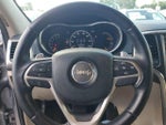 2016 Grand Cherokee Thumbnail 17