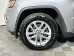 2017 Grand Cherokee Thumbnail 28