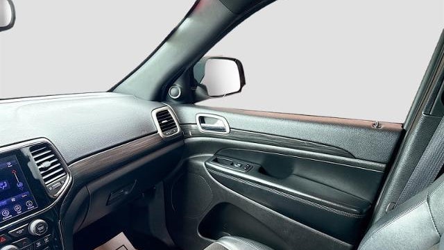 2019 Jeep Grand Cherokee Laredo