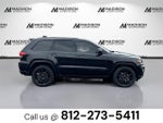 2019 Grand Cherokee Thumbnail 4