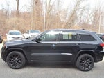 2020 Grand Cherokee Thumbnail 4
