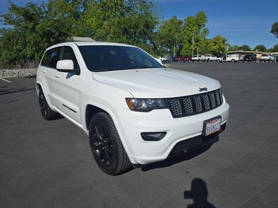 2020 Jeep Grand Cherokee 4X4 Altitude 4DR SUV