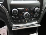 2020 Grand Cherokee Thumbnail 17