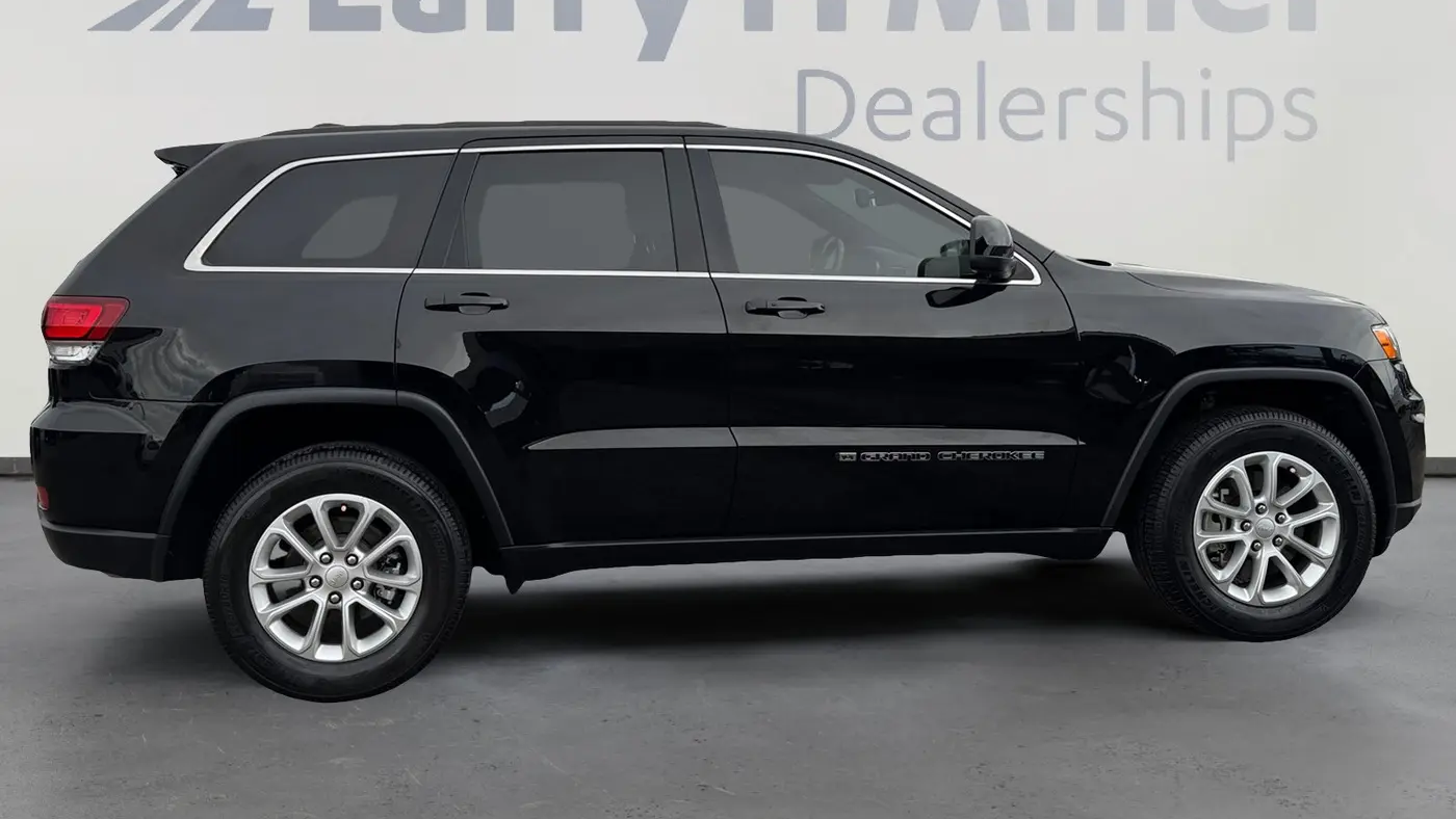 2022 Jeep Grand Cherokee WK Laredo E