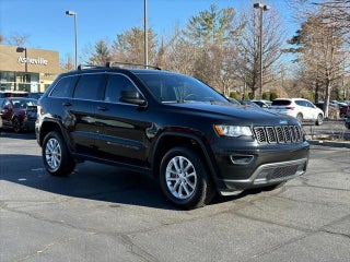 2022 Jeep Grand Cherokee WK with Diamond Black Crystal Pearlcoat Exterior