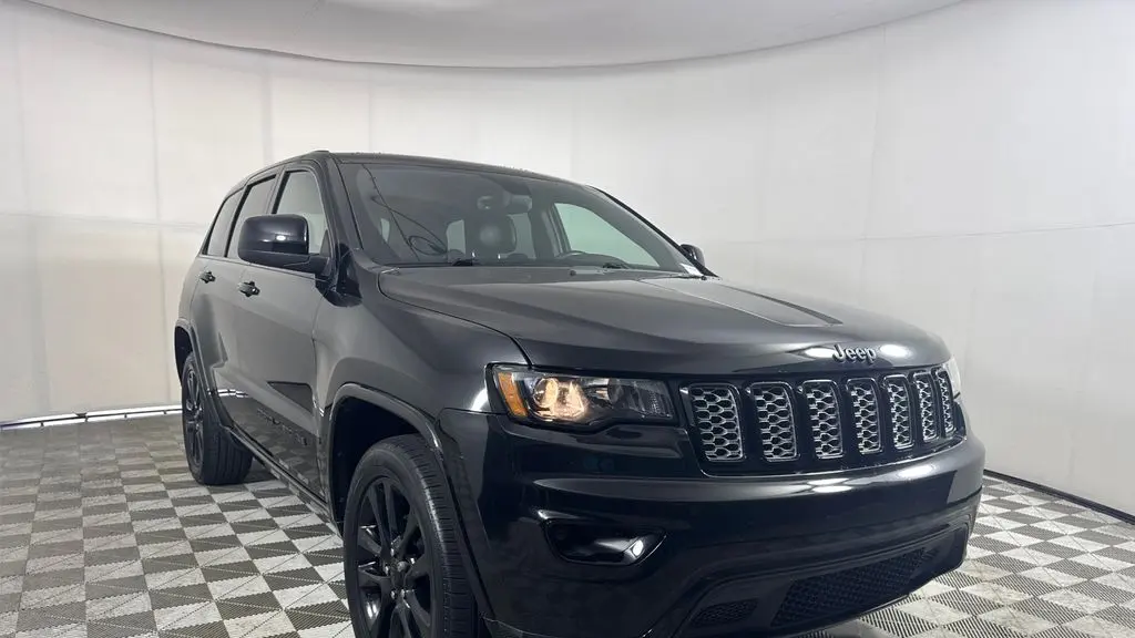 2017 Jeep Grand Cherokee Altitude