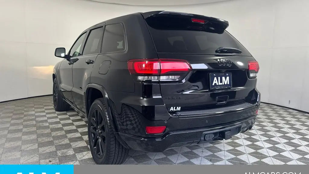 2017 Jeep Grand Cherokee Altitude