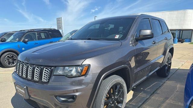 2020 Jeep Grand Cherokee Laredo