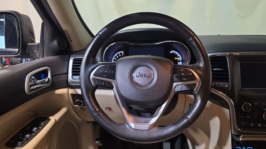 2021 Jeep Grand Cherokee Laredo E