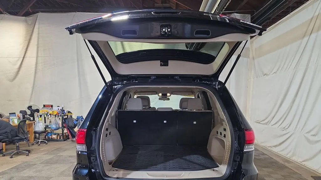 2021 Jeep Grand Cherokee Laredo E
