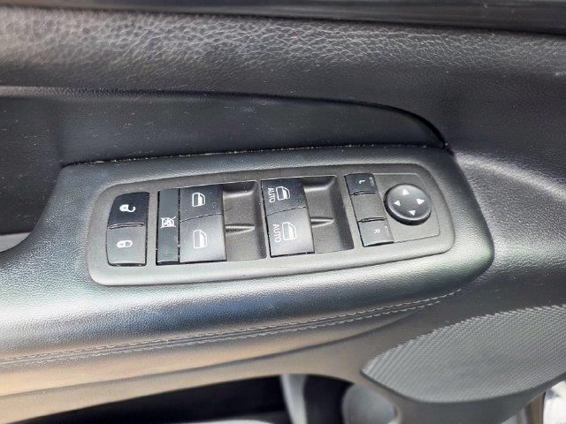 2022 Jeep Cherokee - $26,800