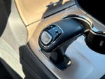 2015 Grand Cherokee Thumbnail 30