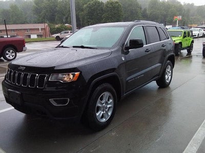 Photo of a 2017 Jeep Grand Cherokee 4X4 Laredo 4DR SUV for sale