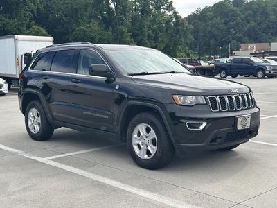 Photo of a 2017 Jeep Grand Cherokee 4X4 Laredo 4DR SUV for sale