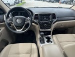 2017 Grand Cherokee Thumbnail 12