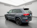 2017 Grand Cherokee Thumbnail 3