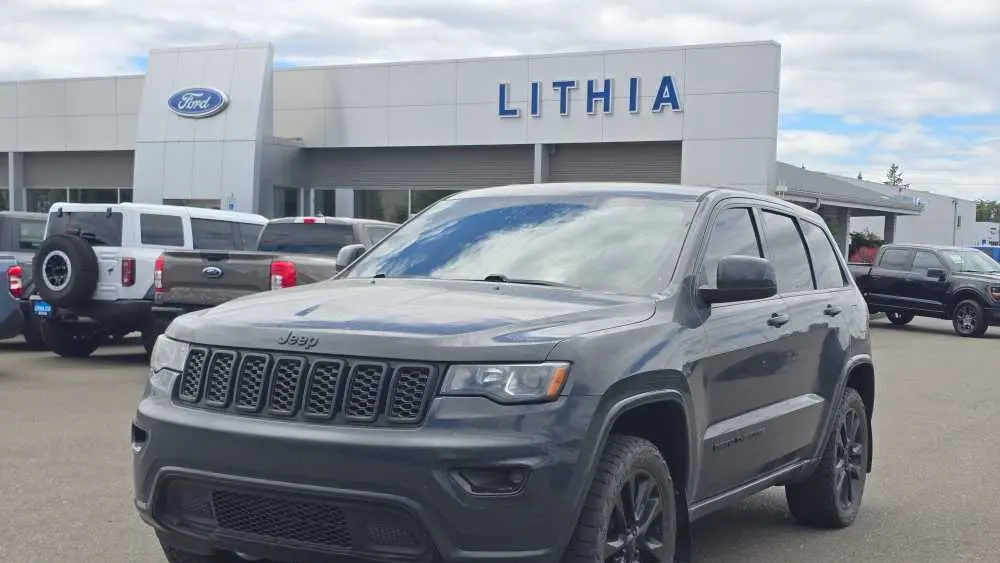 2017 Jeep Grand Cherokee Laredo E