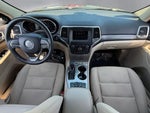 2019 Grand Cherokee Thumbnail 3