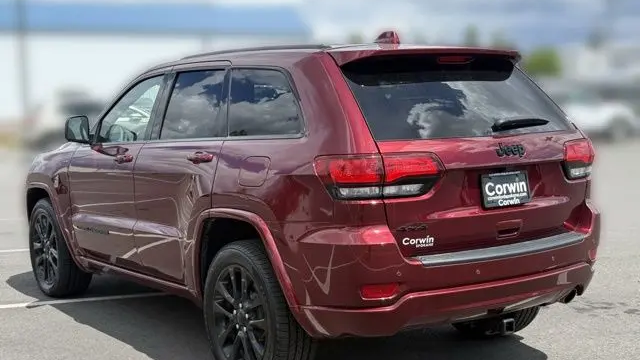 2019 Jeep Grand Cherokee Laredo
