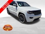 2019 Grand Cherokee Thumbnail 3