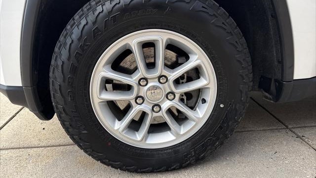2019 Jeep Grand Cherokee Laredo