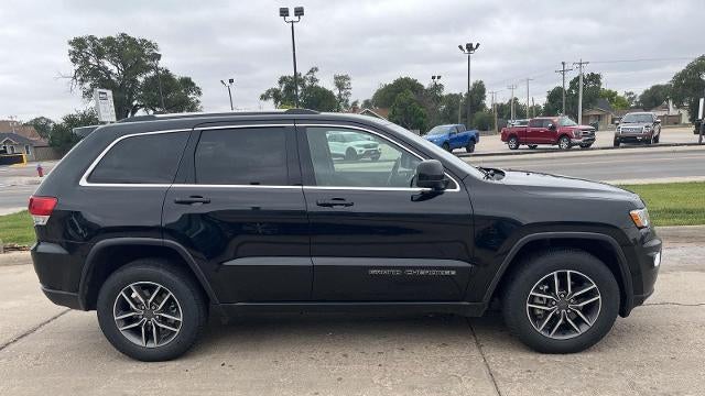 2019 Jeep Grand Cherokee Laredo