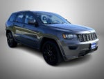 2020 Grand Cherokee Thumbnail 3