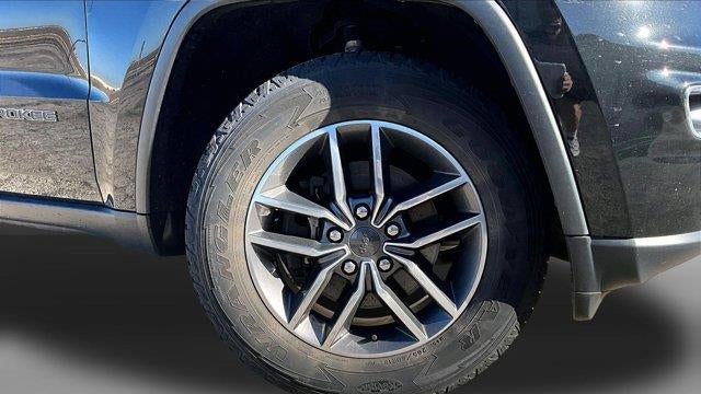 2020 Jeep Grand Cherokee Laredo