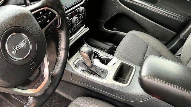 2020 Jeep Grand Cherokee Laredo