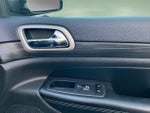2020 Grand Cherokee Thumbnail 34