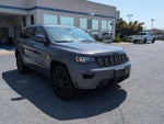 2021 Grand Cherokee Thumbnail 3