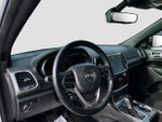 2019 Grand Cherokee Thumbnail 10