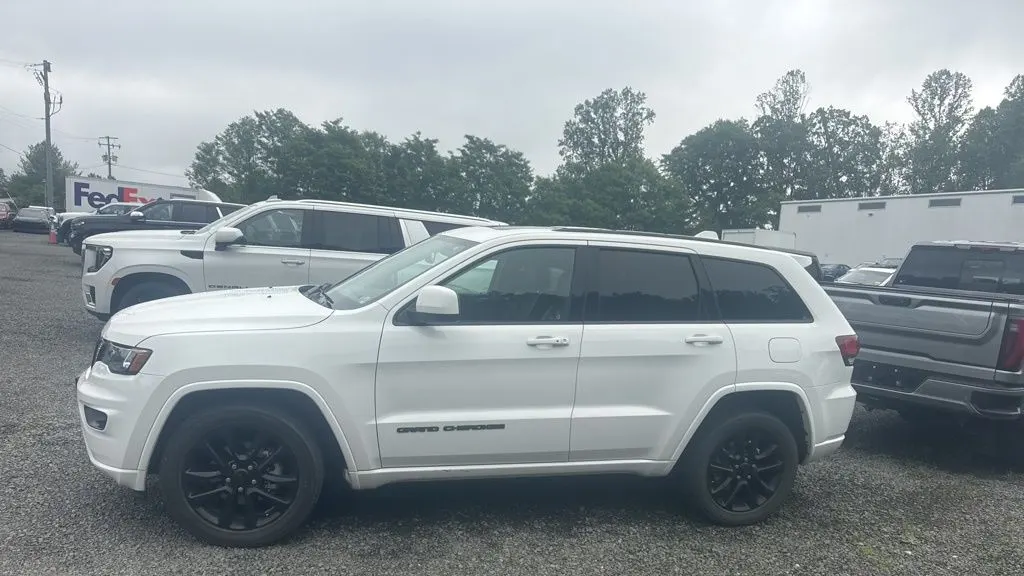 2020 Jeep Grand Cherokee Altitude