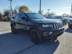 2021 Grand Cherokee Thumbnail 3