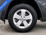 2012 Grand Cherokee Thumbnail 10