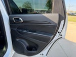 2014 Grand Cherokee Thumbnail 20