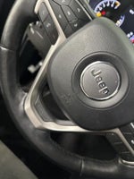 2019 Grand Cherokee Thumbnail 22