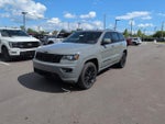 2019 Grand Cherokee Thumbnail 3