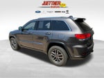 2019 Grand Cherokee Thumbnail 2