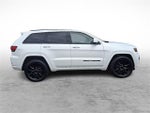 2020 Grand Cherokee Thumbnail 12