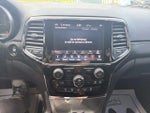 2020 Grand Cherokee Thumbnail 24