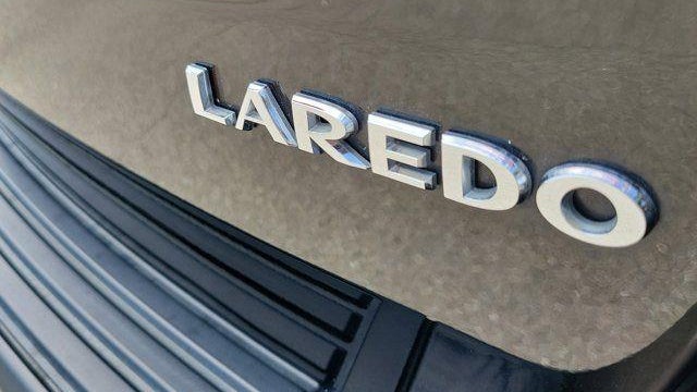 2017 Jeep Grand Cherokee Laredo E