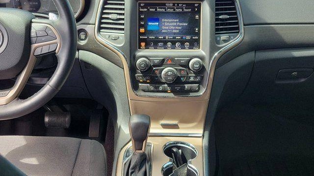 2017 Jeep Grand Cherokee Laredo E