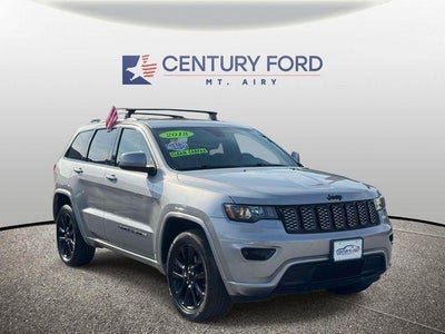 Photo of a 2018 Jeep Grand Cherokee 4X4 Upland 4DR SUV for sale