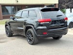 2019 Grand Cherokee Thumbnail 3
