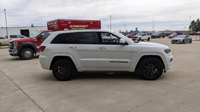 2019 Jeep Grand Cherokee Laredo