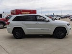 2019 Grand Cherokee Thumbnail 2