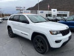2019 Grand Cherokee Thumbnail 3